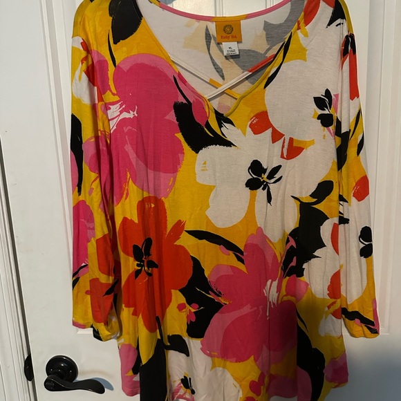 Ruby Rd. Multicolor Floral V-Neck Blouse - Picture 1 of 3